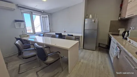 Sale, apartment, 118m², Đeram Pijaca, Beograd - image 2