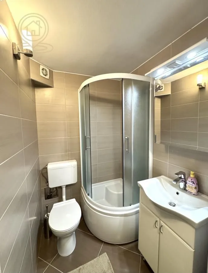 Prodaja, četvorosoban stan, 118m², Voždovac Sve Podlokacije, Beograd