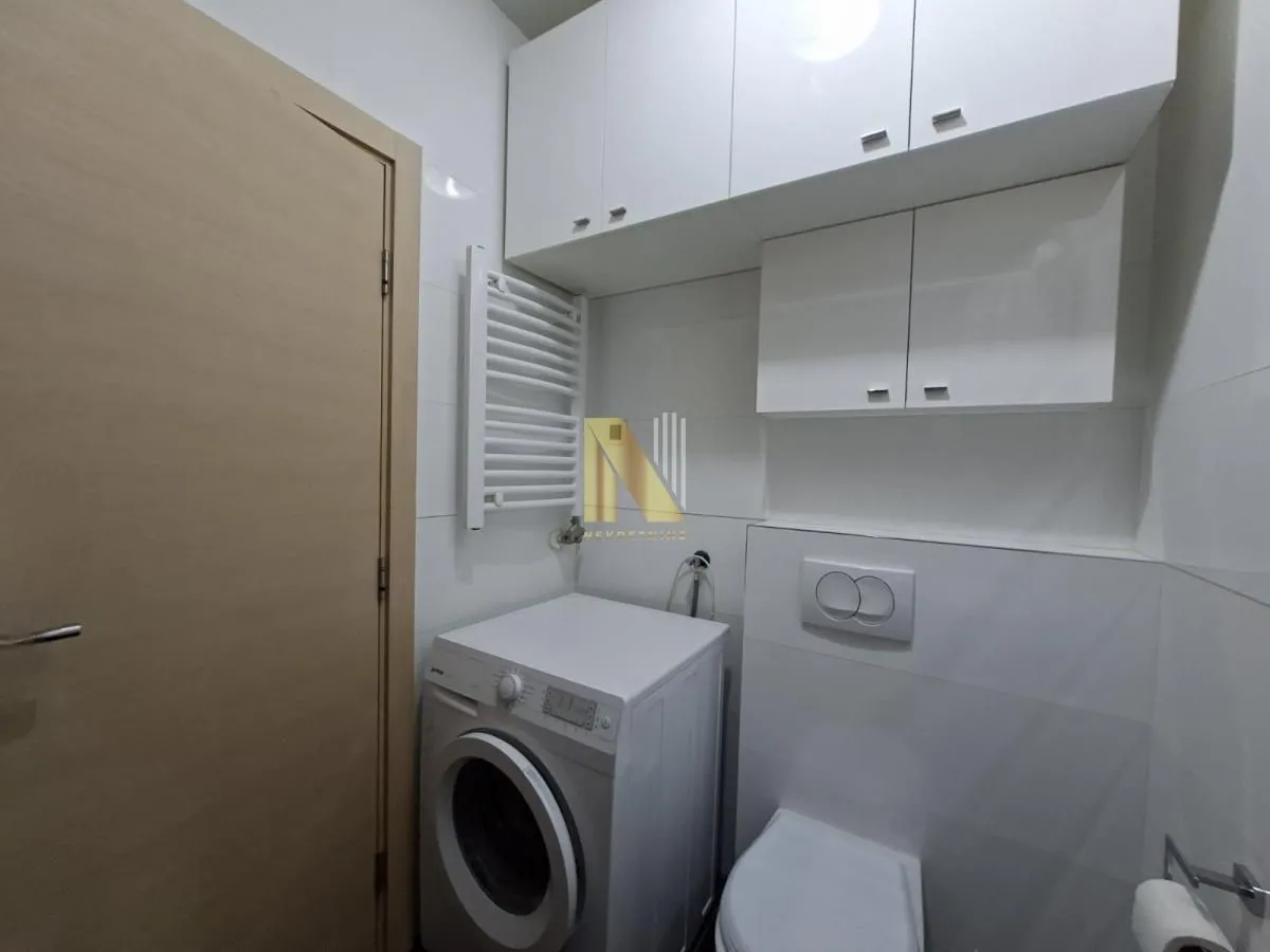 Prodaja, dvosoban stan, 42m², Bulevar Evrope, Novi Sad Sve Podlokacije