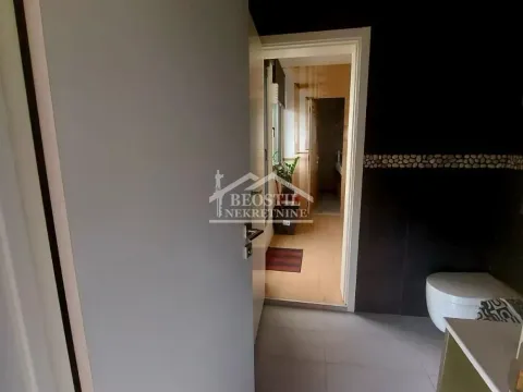 Prodaja, trosoban stan, 60m², Stari Grad, Beograd - image 10