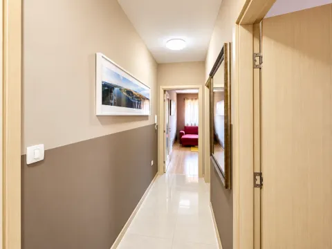Izdavanje, jednosoban stan, 54m², City Kvart, Podgorica - image 6