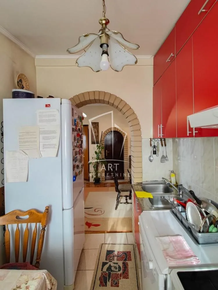 Sale, four bedroom apartment, 79m², Severni Bulevar, Zvezdara Sve Podlokacije