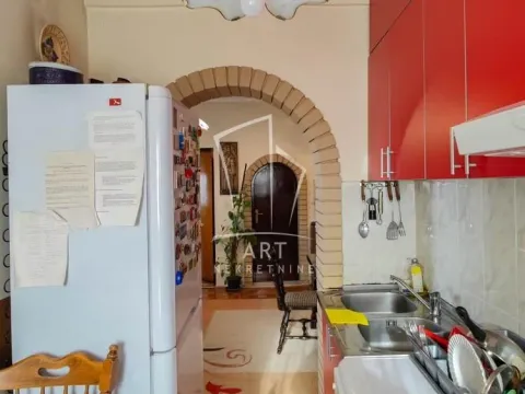 Prodaja, četvorosoban stan, 79m², Severni Bulevar, Zvezdara Sve Podlokacije - image 14