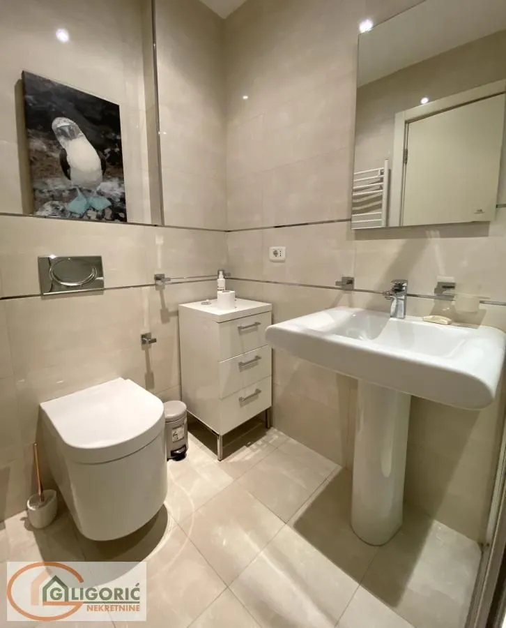 Sale, four bedroom apartment, 122m², Stari Grad, Beograd