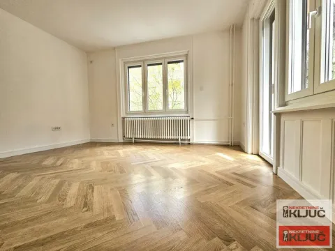 Prodaja, četvorosoban stan, 112m², Centar, Novi Sad - image 3