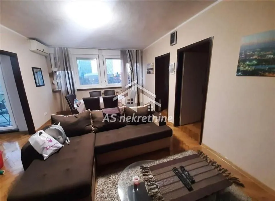 Rent, three bedroom apartment, 68m², Novi Beograd Sve Podlokacije, Beograd