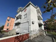 Rent, house, 500m², Stari Aerodrom, Podgorica - image 2