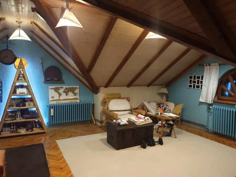 Prodaja, trosoban stan, 84m², Socijalno, Novi Sad Sve Podlokacije