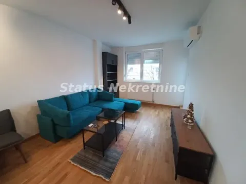Izdavanje, jednosoban stan, 38m², Petrovaradin, Novi Sad