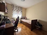 Izdavanje, dvosoban stan, 70m², Stari Aerodrom, Podgorica - image 2