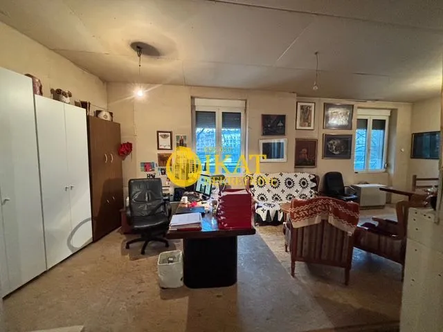 Prodaja, trosoban stan, 86m², Kalenić Pijaca, Vračar Sve Podlokacije