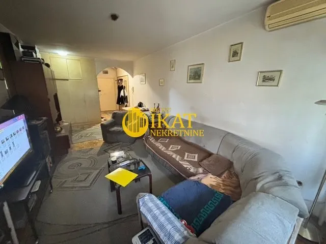 Prodaja, trosoban stan, 73m², Zvezdara Sve Podlokacije, Beograd