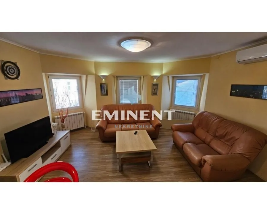 Izdavanje, trosoban stan, 80m², Stari Grad, Beograd