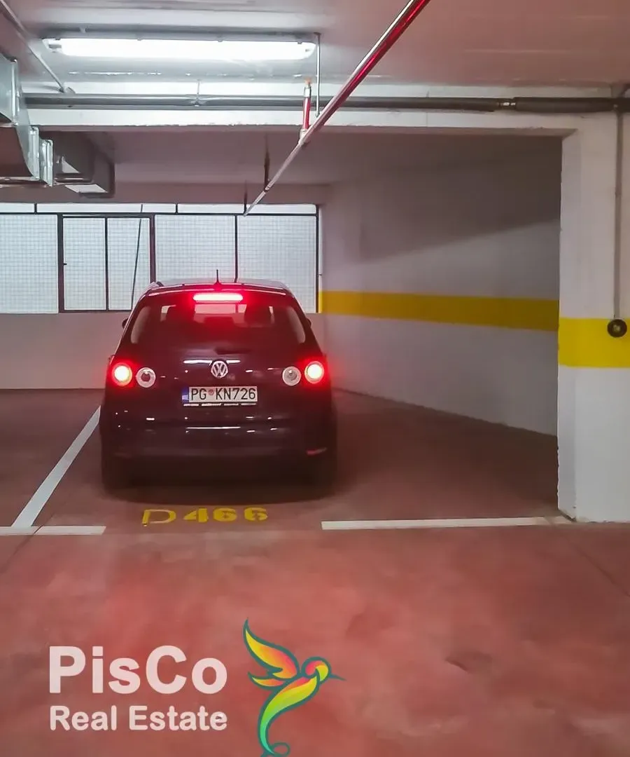 Rent, office space, 54m², Central Point, Podgorica