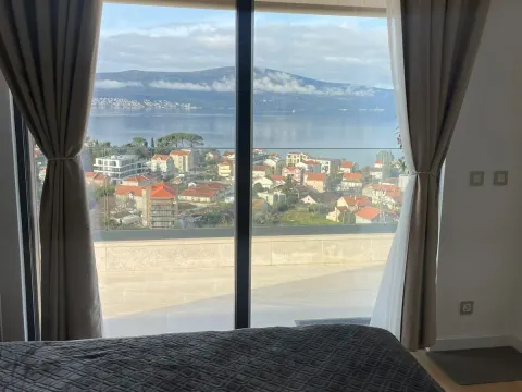 Izdavanje, trosoban stan, 159m², Gornja Lastva, Tivat - image 8