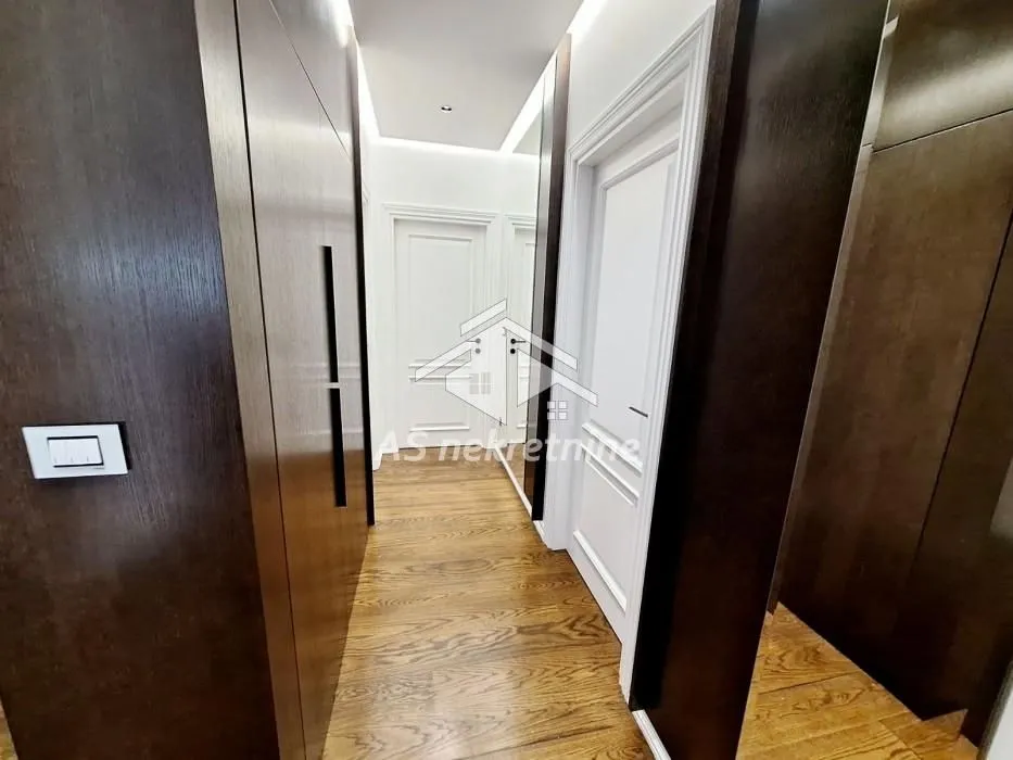 Rent, three bedroom apartment, 90m², Savski Venac, Beograd