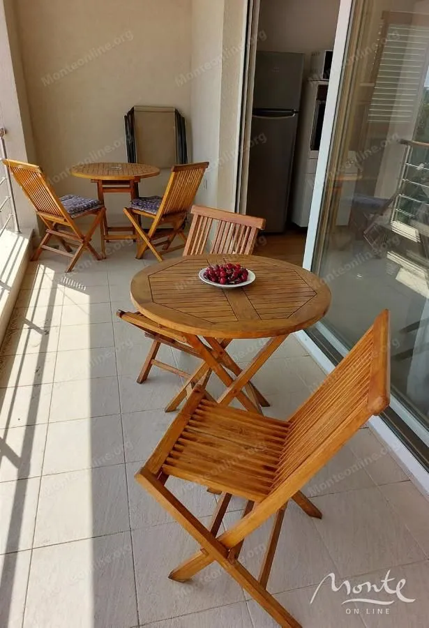 Sale, office space, 950m², Bečići, Budva