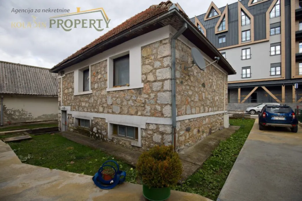 Prodaja, kuća, 140m², Centar, Kolašin