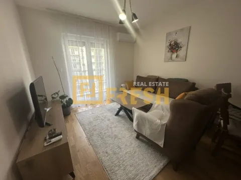 Izdavanje, jednosoban stan, 40m², Pobrežje, Podgorica - image 4