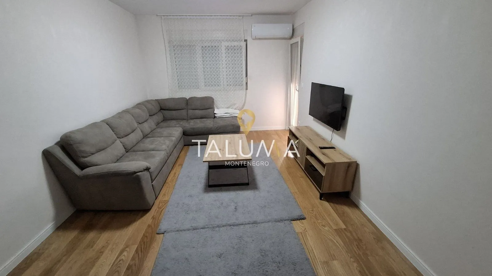 Izdavanje, jednosoban stan, 50m², City Kvart, Podgorica