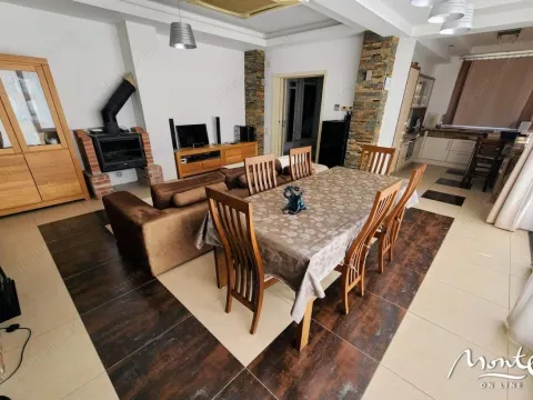 Sale, house, 393m², Budva, Crna Gora - image 30