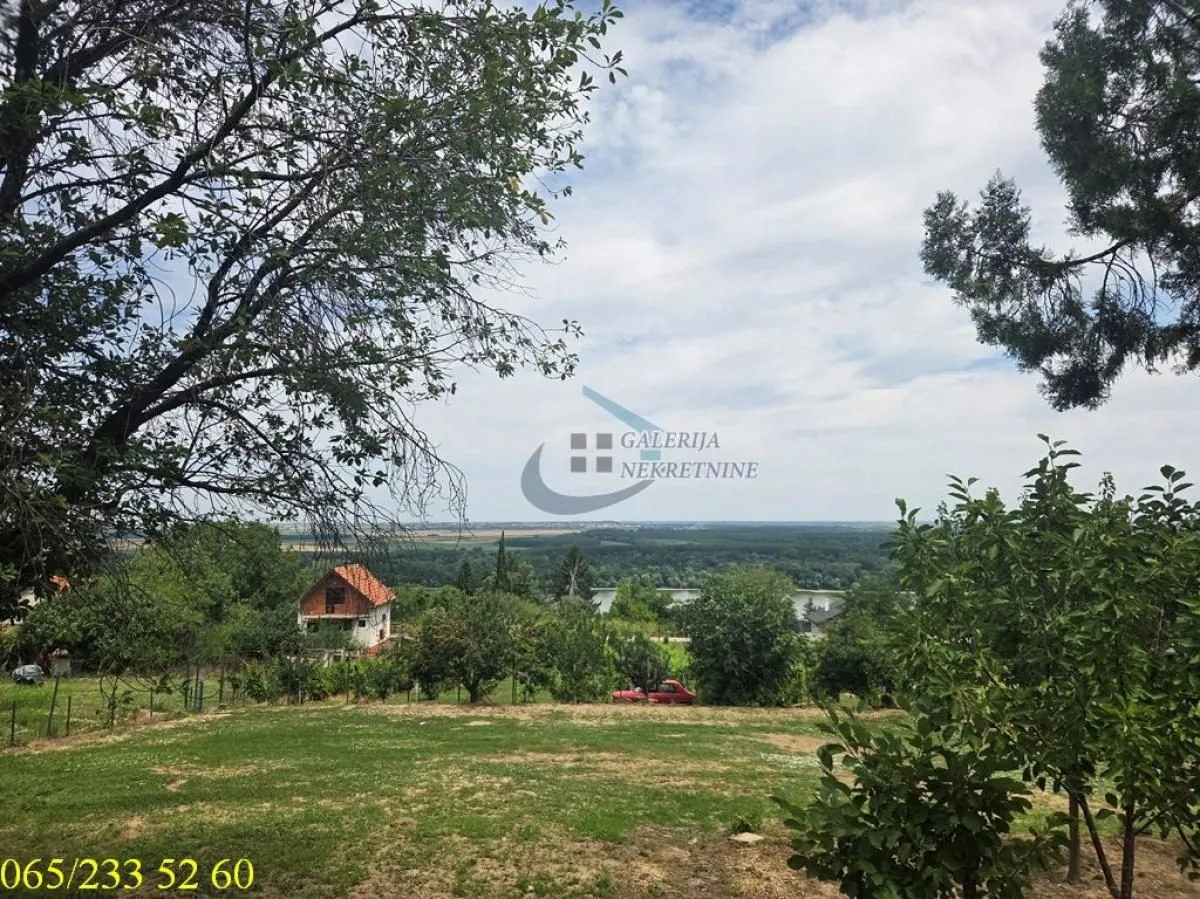 Pogled na prirodu i okolinu sa imanja.