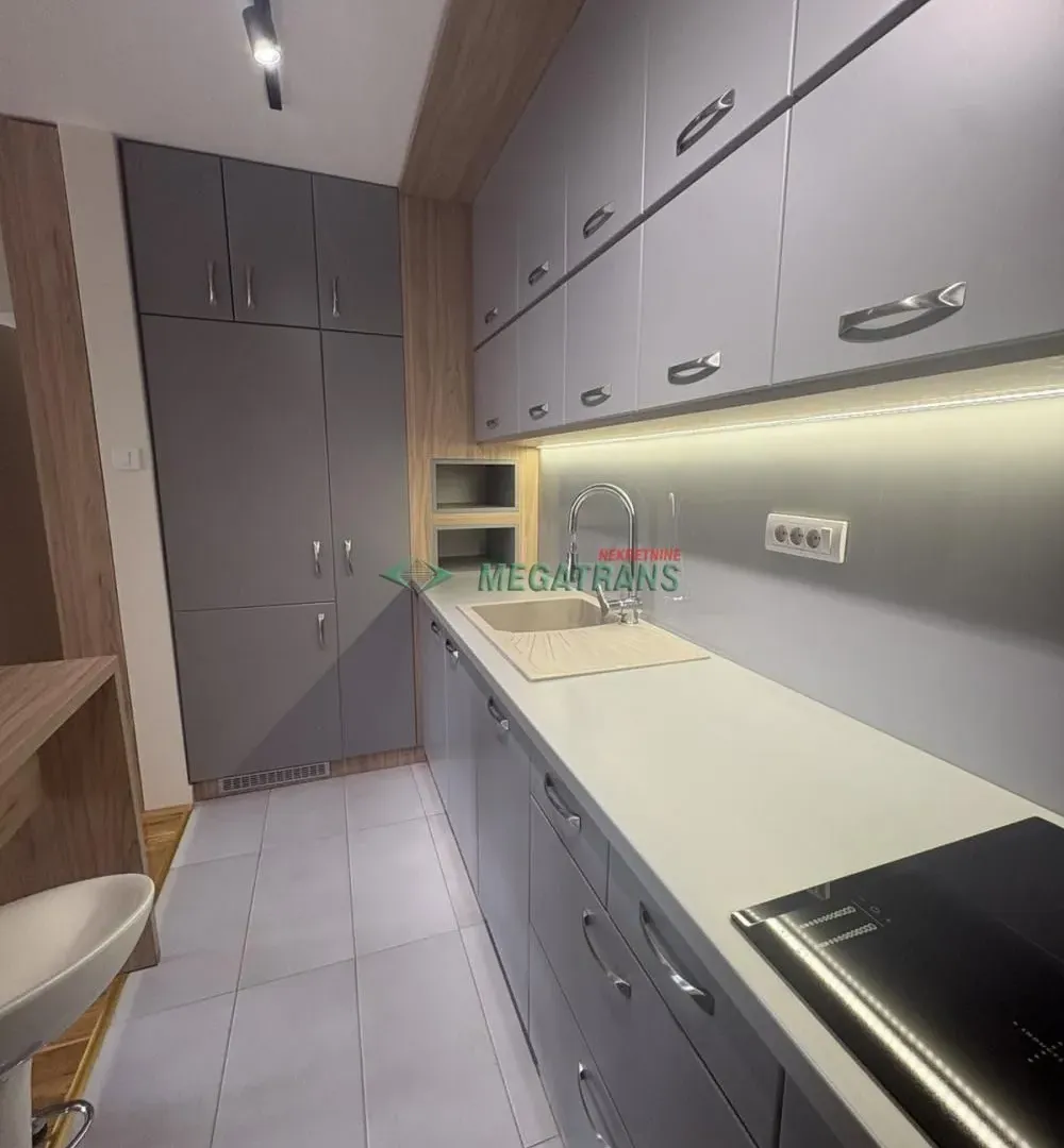 Izdavanje, dvosoban stan, 66m², Nova Detelinara, Novi Sad Sve Podlokacije