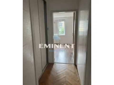 Izdavanje, trosoban stan, 80m², Crveni Krst, Beograd - image 11