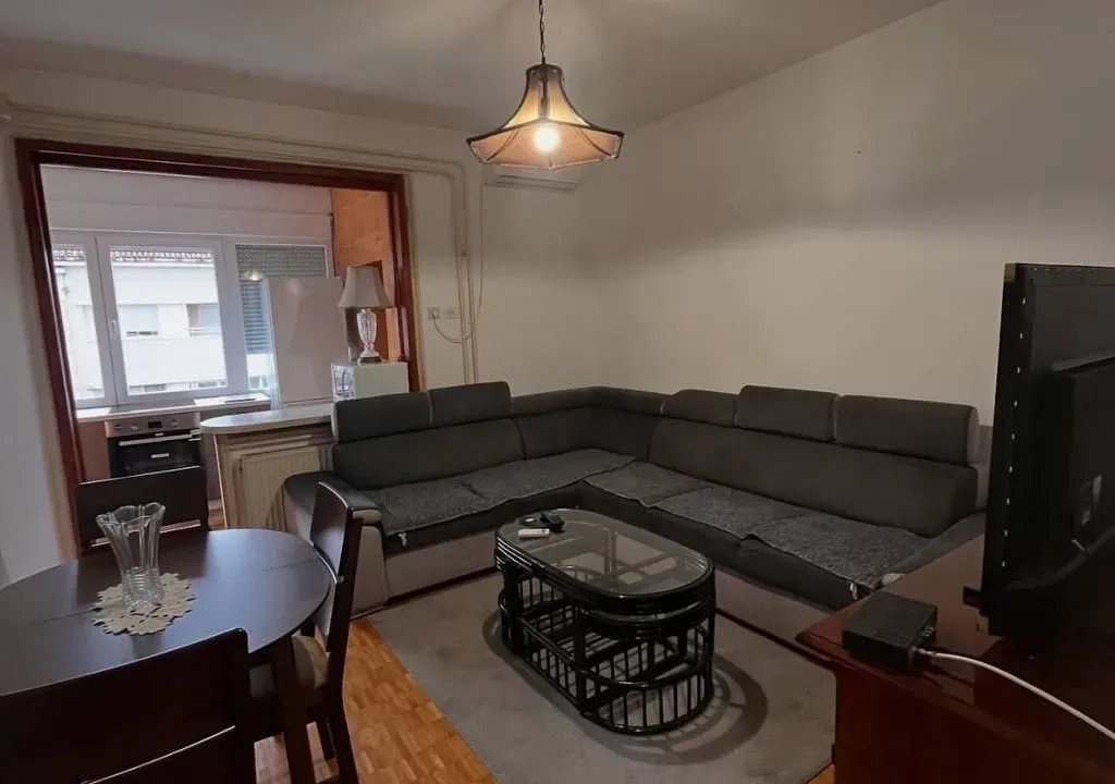Rent, two bedroom apartment, 80m², Centar, Podgorica