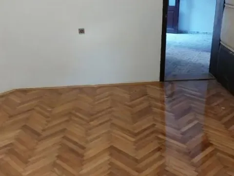 Izdavanje, kuća, 135m², Centar, Novi Sad - image 5