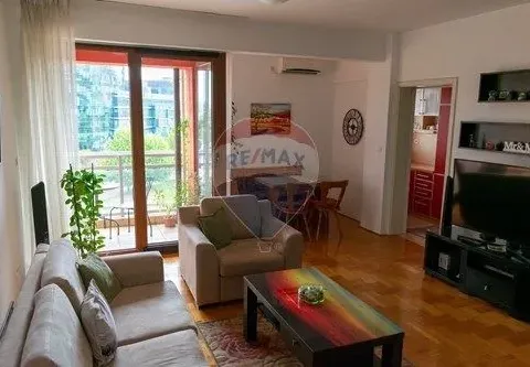 Izdavanje, trosoban stan, 89m², Kruševac, Podgorica - image 11
