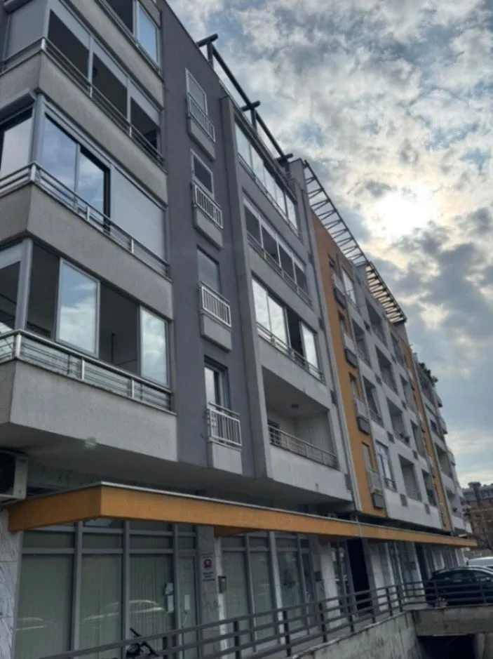 Prodaja, trosoban stan, 92m², Tuški Put, Podgorica