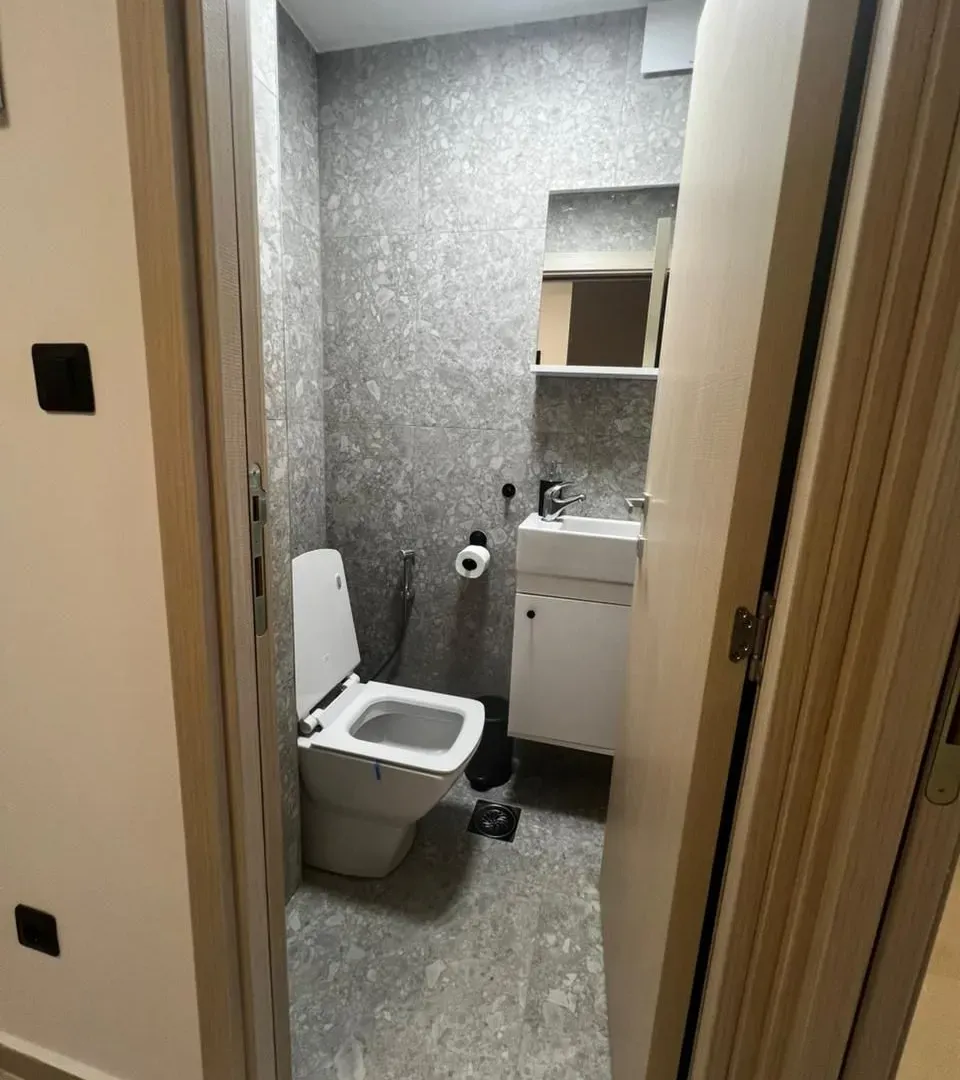 Izdavanje, trosoban stan, 102m², Preko Morače, Podgorica