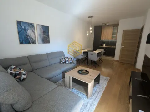 Izdavanje, jednosoban stan, 45m², New City, Podgorica - image 8