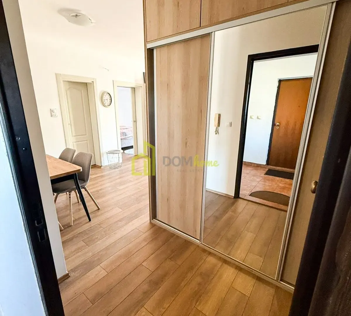 Prodaja, jednosoban stan, 44m², Momišići, Podgorica