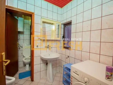 Izdavanje, dvosoban stan, 68m², Zagorič, Podgorica - image 15