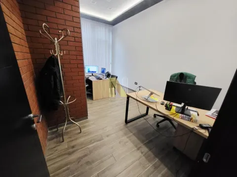 Sale, office space, 207m², Sajmište, Novi Sad - image 13