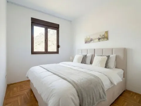 Sale, two bedroom apartment, 42m², Budva, Crna Gora - image 13