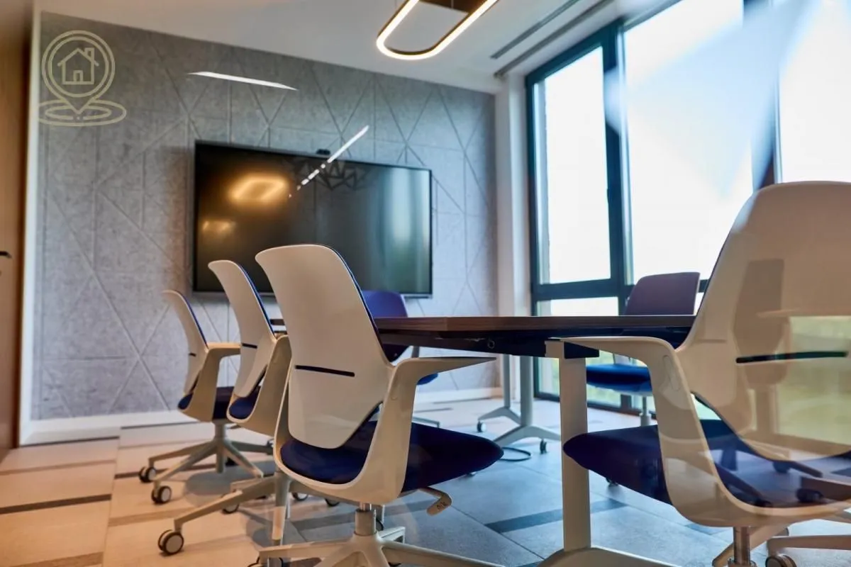 Rent, office space, 570m², Petrovaradin, Novi Sad