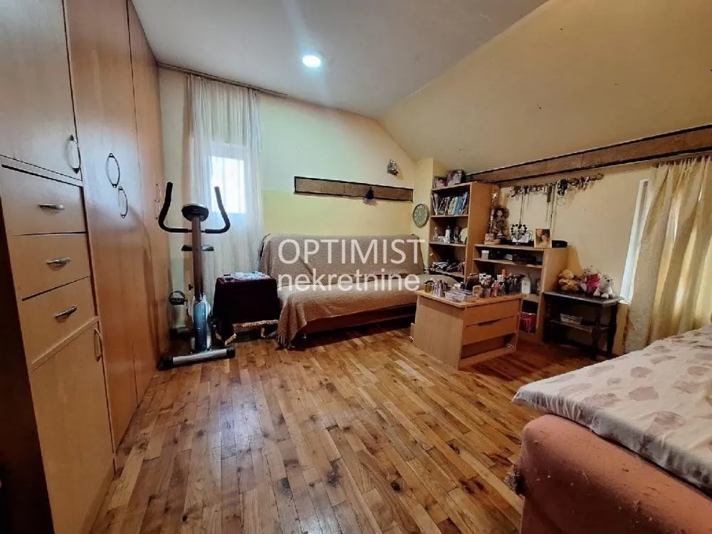 Sale, four bedroom apartment, 96m², Savski Venac, Beograd