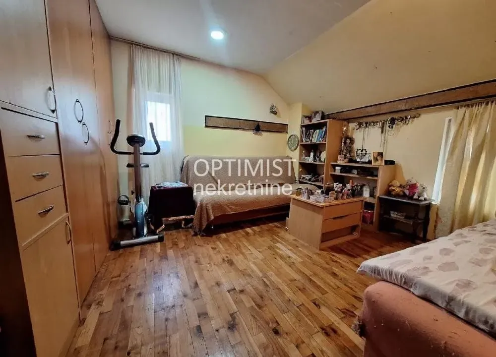 Sale, four bedroom apartment, 96m², Savski Venac, Beograd