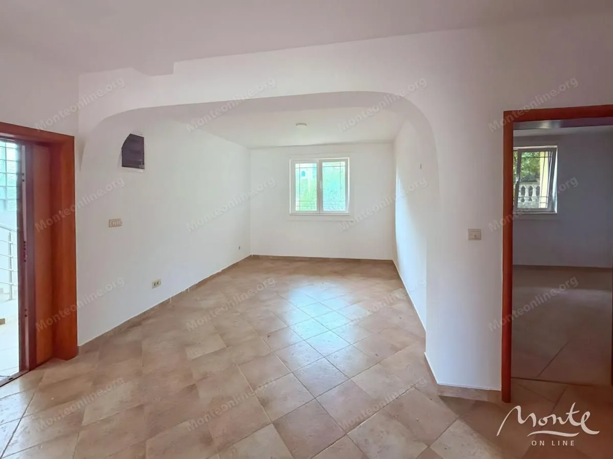 Prodaja, kuća, 266m², Radovići, Tivat
