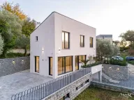 Prodaja, kuća, 240m², Kamenovo, Budva - image 25