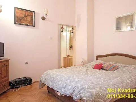 Prodaja, kuća, 170m², Zemun Centar, Zemun Sve Podlokacije - image 8