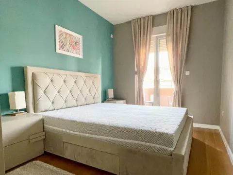 Izdavanje, jednosoban stan, 50m², Central Point, Podgorica - image 7