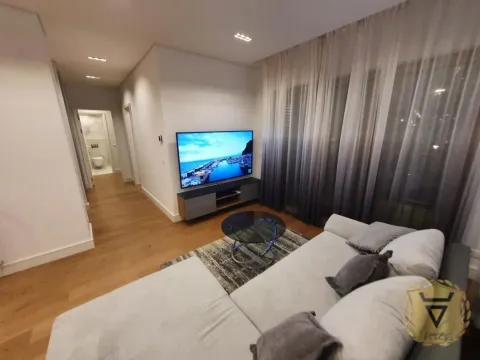 Izdavanje, dvosoban stan, 67m², Savski Venac, Beograd - image 4