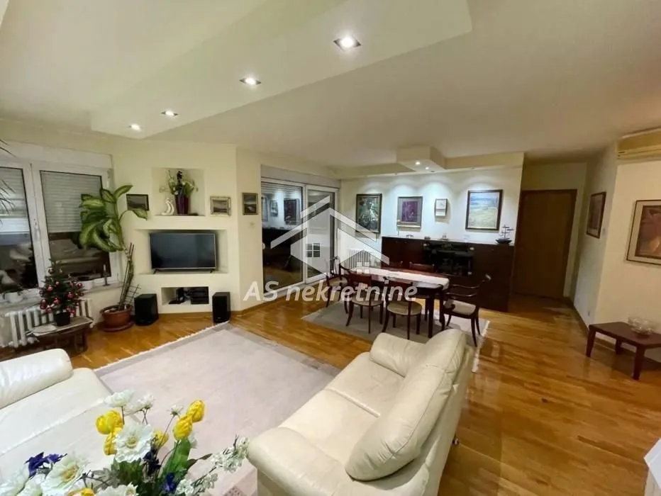 Rent, three bedroom apartment, 95m², Autokomanda, Voždovac Sve Podlokacije