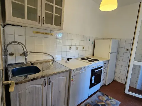 Izdavanje, dvosoban stan, 68m², Zabjelo, Podgorica - image 10