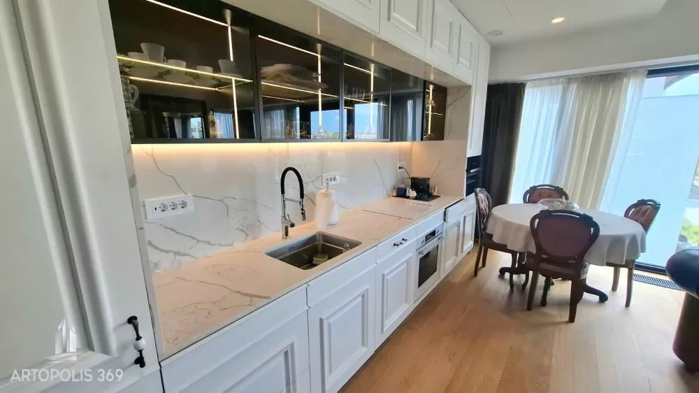 Prodaja, trosoban stan, 95m², Novi Beograd Blok 65, Novi Beograd Sve Podlokacije