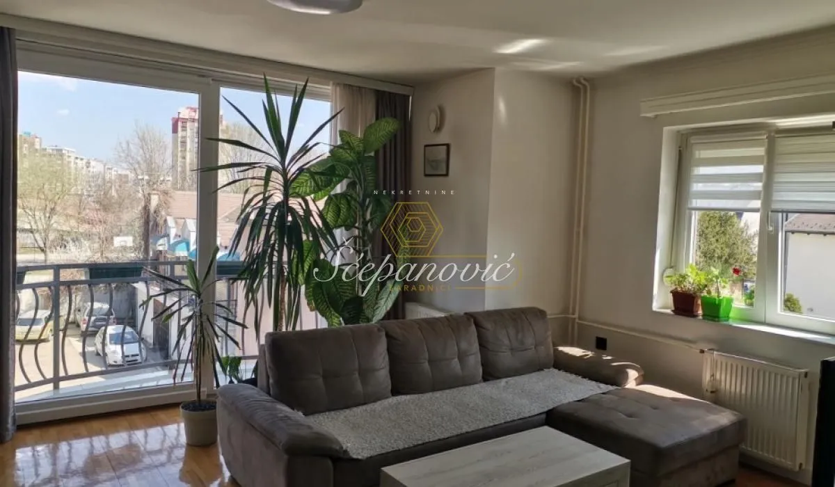 Prodaja, trosoban stan, 87m², Telep južni, Novi Sad Sve Podlokacije